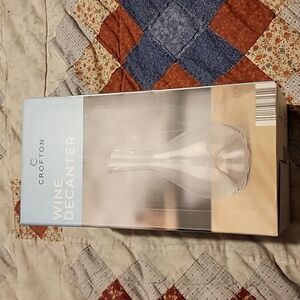 Crofton Glass Wine Decanter